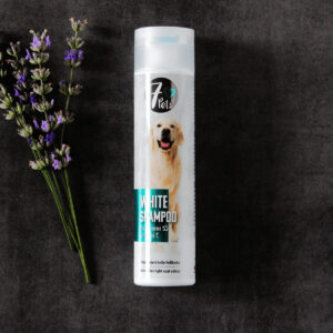 white Shampoo für Hunde mit hellem-Fell